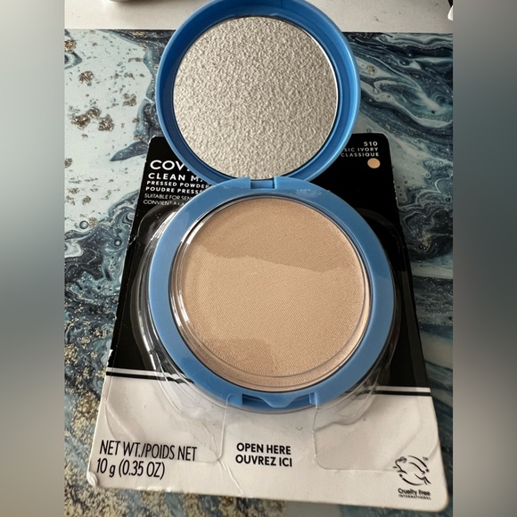 Clean Matte pressed powder - Picture 3 of 3